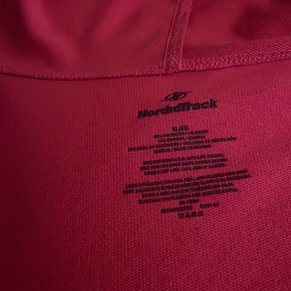 Pink sweater with pockets and thumb holes on sleeves - Picture 2 of 7